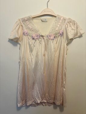 Vintage vanity fair short robe